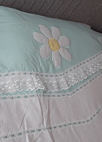 İşlemeli pike takımı - Görsel 2