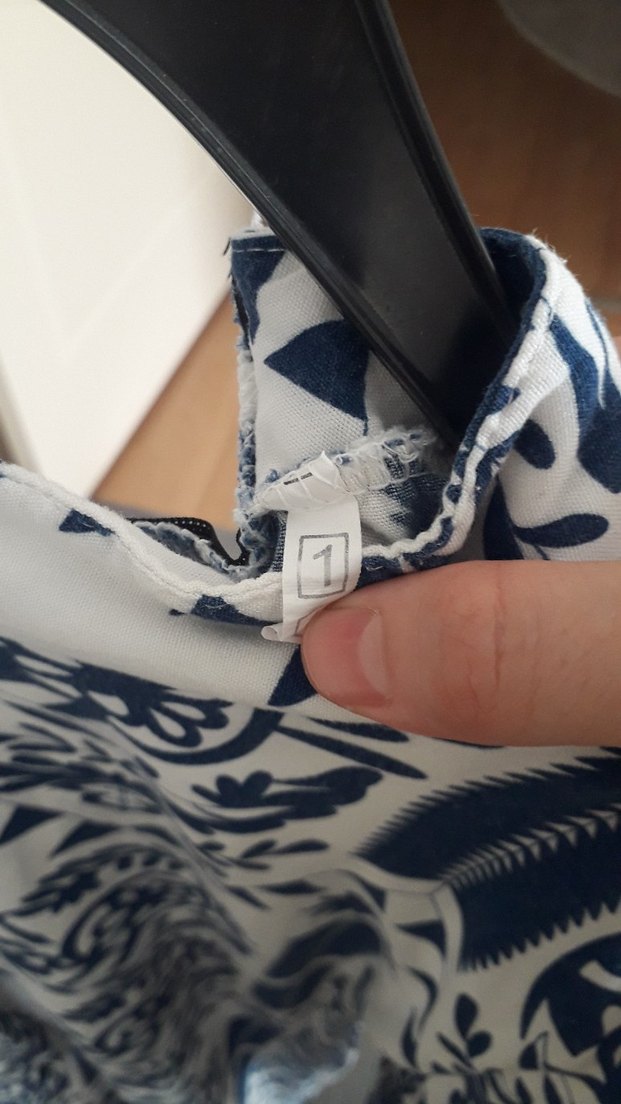 Uzun Desenli Mavi Elbise - Görsel 3