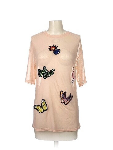 H&M T-shirt %70 İndirimli.