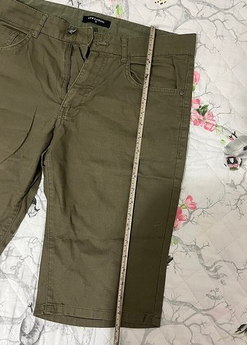 Erkek Kemerli Kısa Haki Şort - Görsel 3