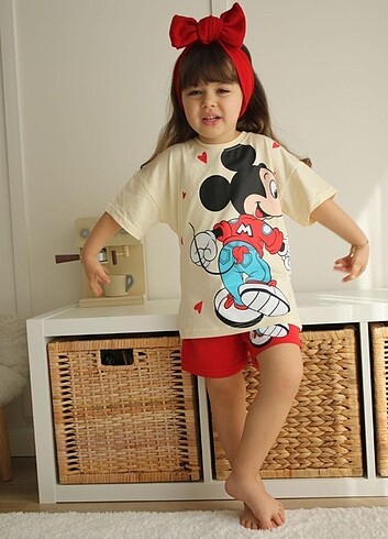 5 Yaş Beden Kız çocuk minnie mouse alt üst takım
