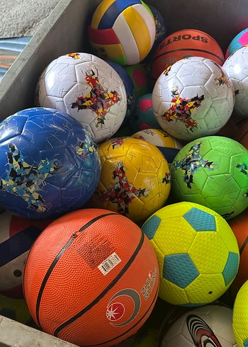 Renkli Çoklu Spor Topları Seti