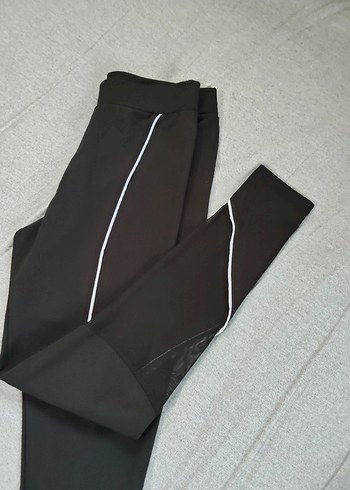 Siyah Elastik Kadın Spor Tayt