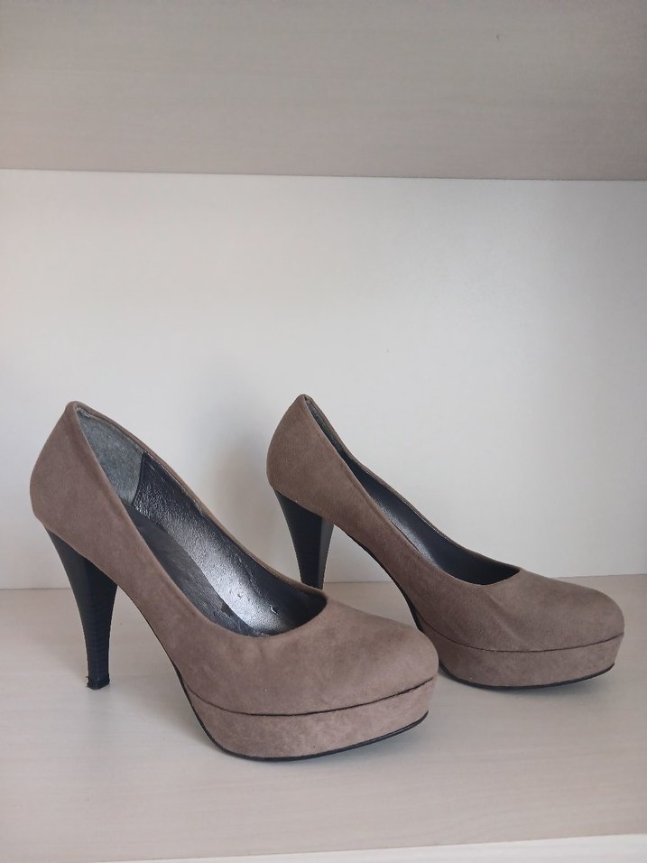 Kadın Gri Süet Platformlu Topuklu Ayakkabı - Görsel 3
