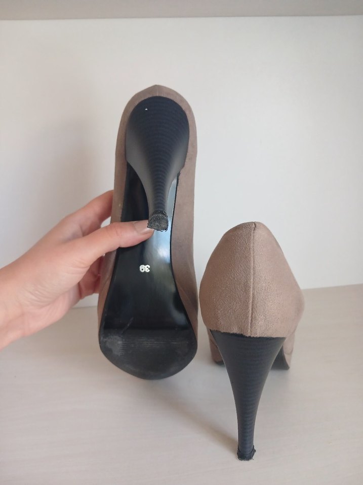 Kadın Gri Süet Platformlu Topuklu Ayakkabı - Görsel 5