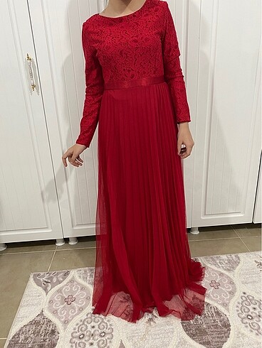 Kırmızı abiye elbise - Görsel 4