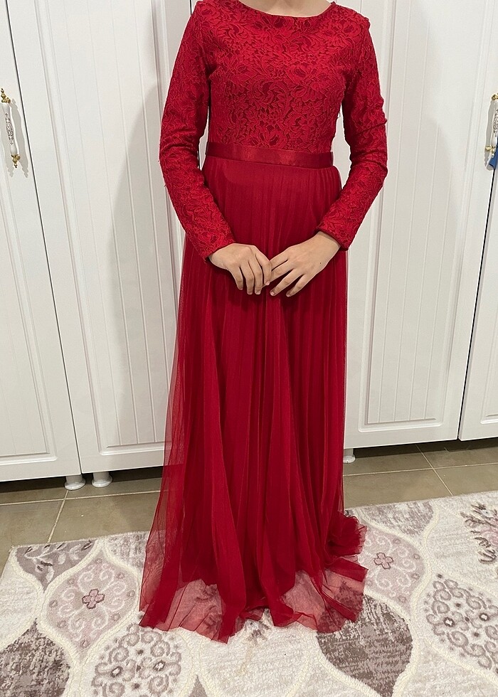 Kırmızı abiye elbise - Görsel 3