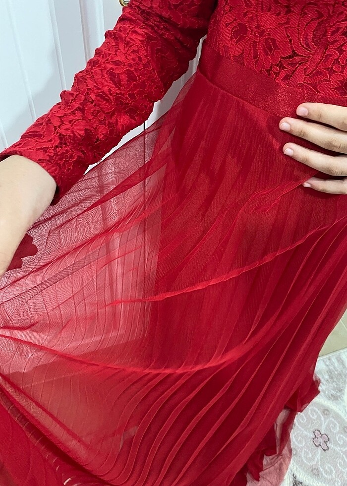 Kırmızı abiye elbise - Görsel 5