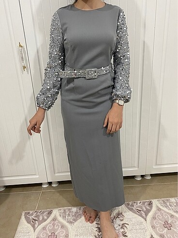 Gri pullu abiye - Görsel 5