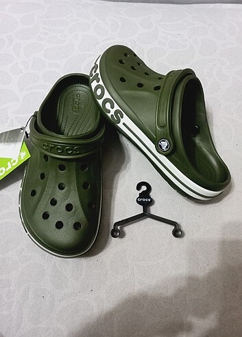 Crocs CROCS TERLİK SANDALET YENİ SEZON 