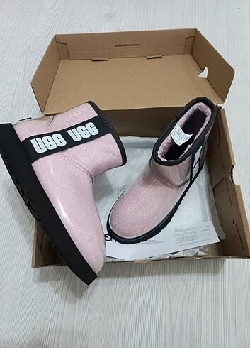 UGG YENİ SEZON ŞEFFAF BAYAN BOT