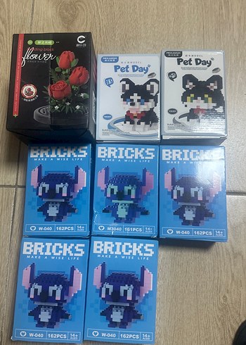 Mavi Bricks Lego Setleri ve Pet Day Figürleri