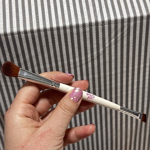 Bee Beauty Makyaj fırçası
