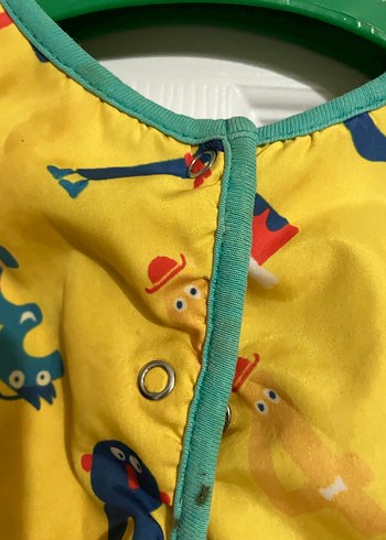 Renkli Baskılı Sarı Bebek Önlüğü - Görsel 5