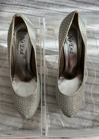 Zara Gri Parlak Taşlı Stiletto Abiye Ayakkabı