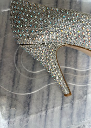40 Beden gri Renk Gri Parlak Taşlı Stiletto Abiye Ayakkabı