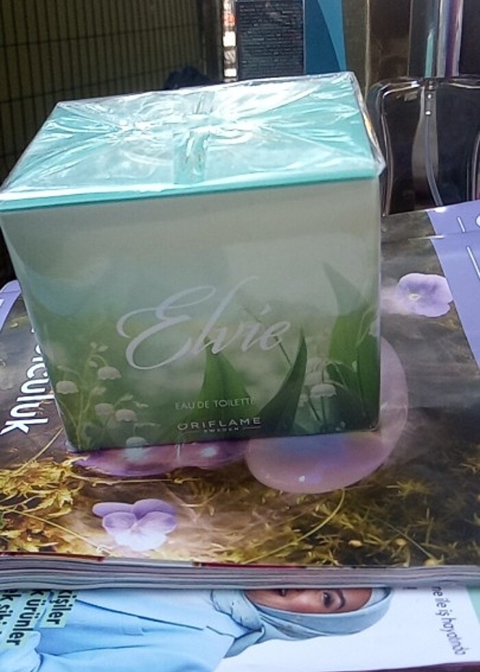 ELVİE PARFÜM Doğal ve çiçeksi  - Görsel 2