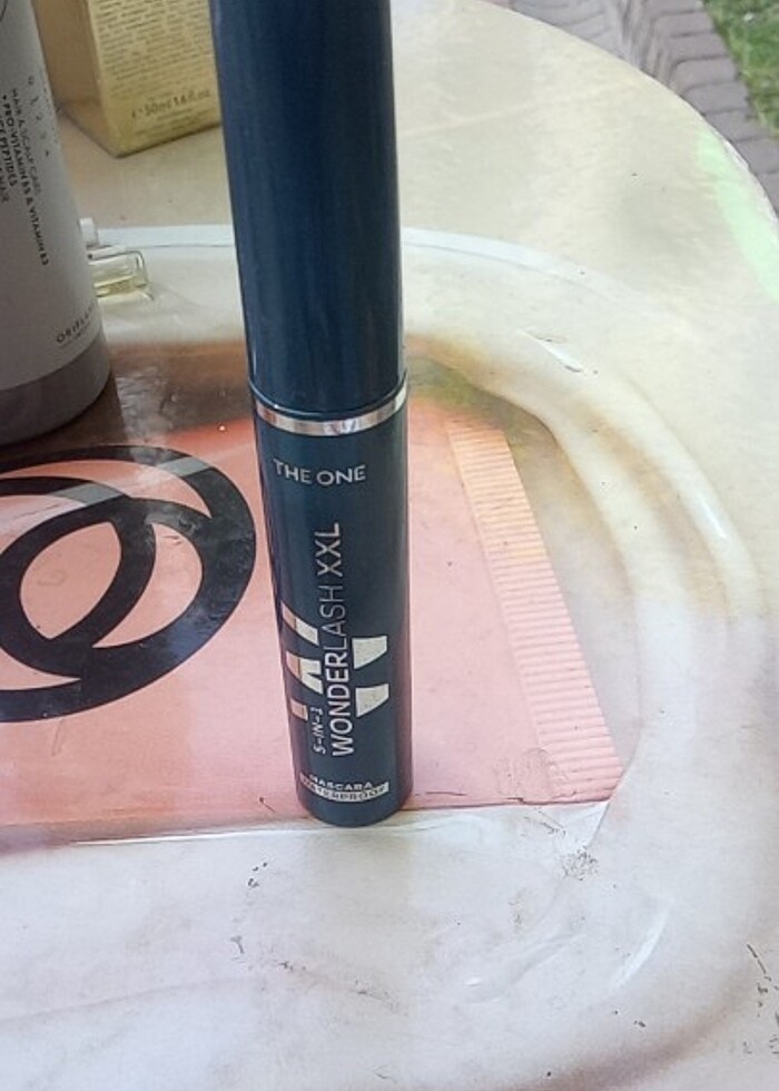 THE ONE WONDERLASH XXL SUYA DAYANIKLI MASKARA 5 Özellik bir Mask - Görsel 3