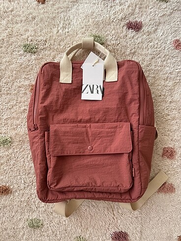 Zara kız çocuk sırt çantası