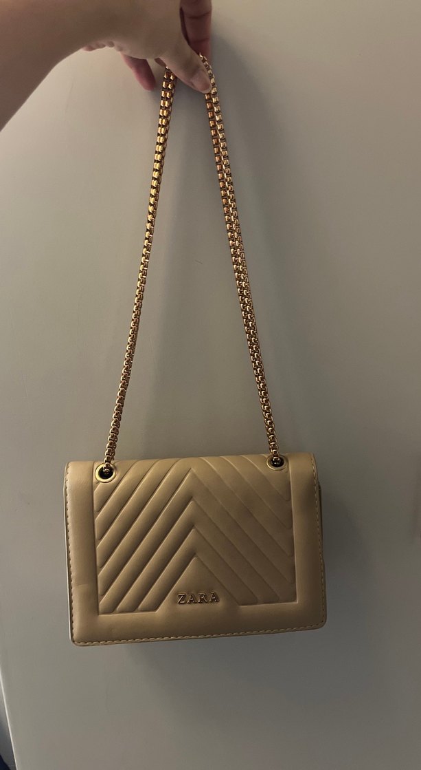 Zara Bej Deri Zincir Detaylı Çanta - Görsel 2