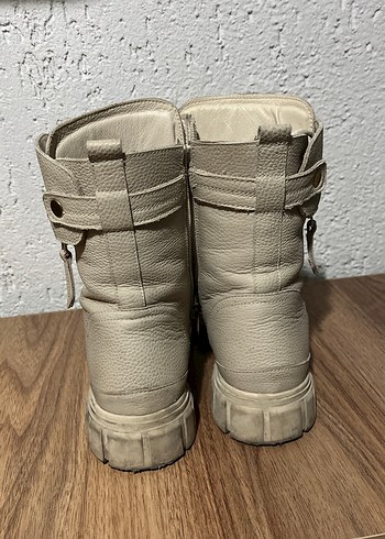 Bej Kadın Bot - Görsel 4