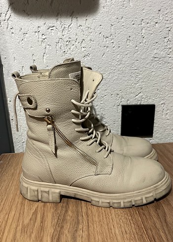 Bej Kadın Bot - Görsel 2