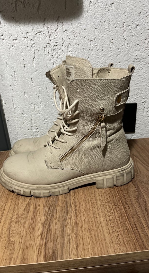 Bej Kadın Bot - Görsel 3