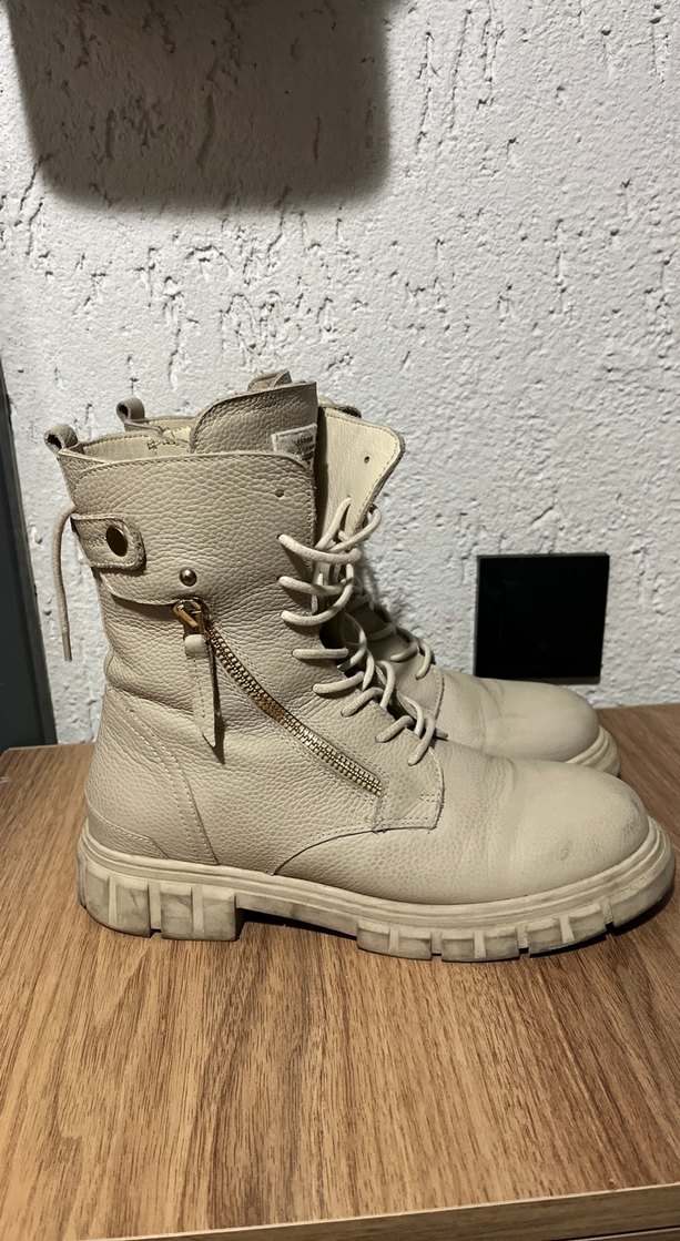 Bej Kadın Bot - Görsel 2