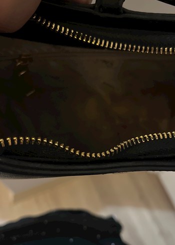 Siyah Deri Tokalı Kadın Omuz Çantası - Görsel 4