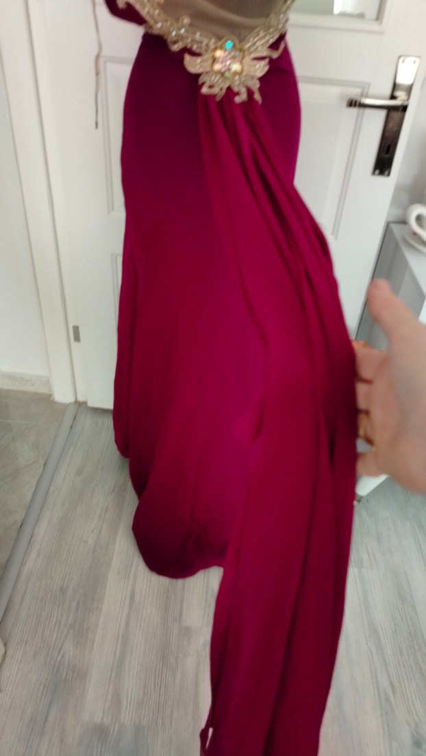 36 beden abiyeBordo V Yakalı İşlemeli Uzun Abiye Elbise - Görsel 5