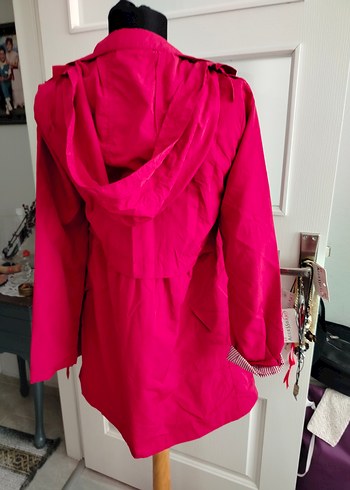 XX beden Bordo Kemerli Uzun Kadın Yağmurluk - Görsel 2