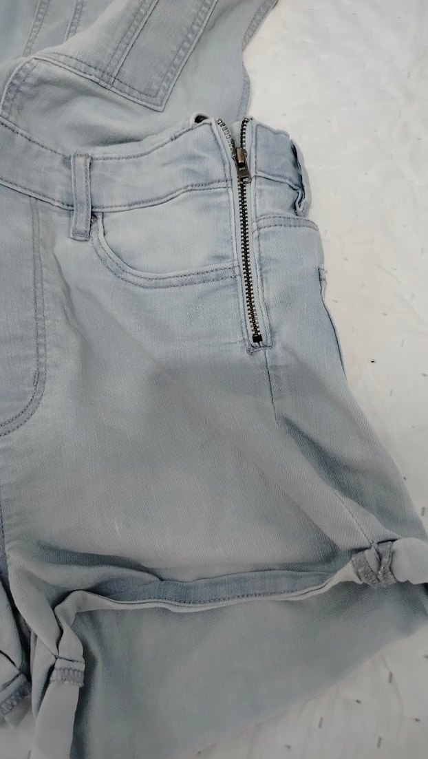 36, Kadın Gri Batik Desenli Denim Şort Salopet - Görsel 2