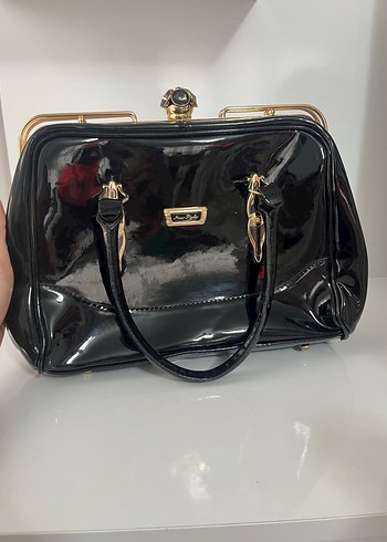 Siyah Parlak Deri Kadın El Çantası - Görsel 2