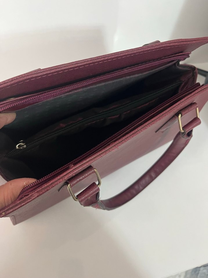 Bordo Deri İşlemeli Kadın Çanta - Görsel 3