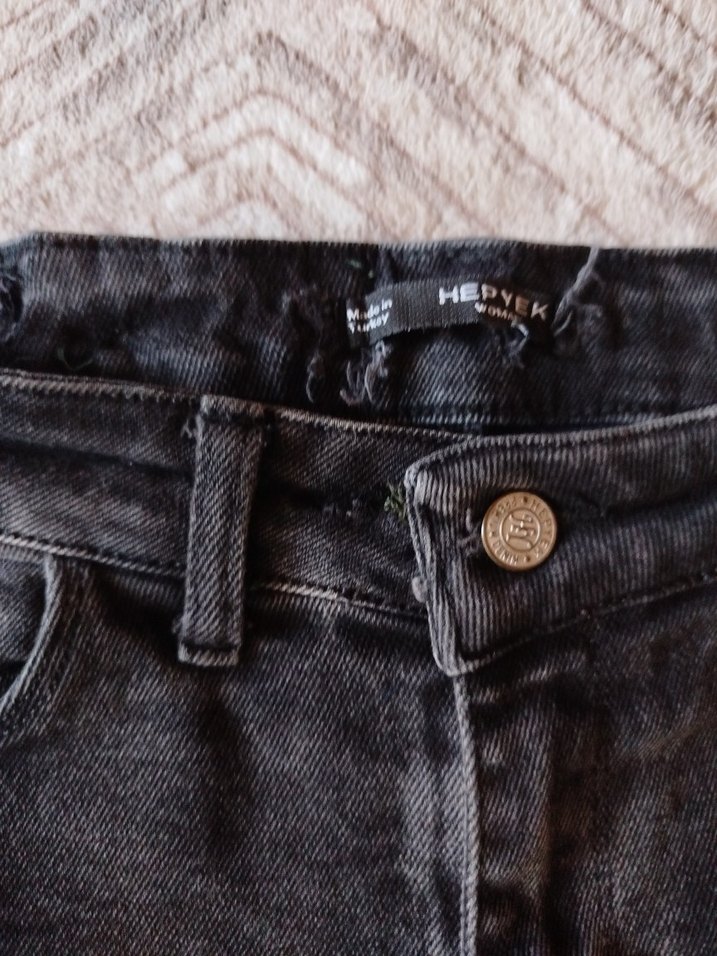 Gri Düğmeli Rahat Kesim Kadın Kot Pantolon - Görsel 2