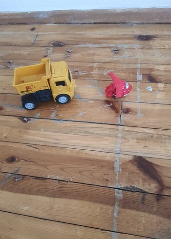  Beden Sarı kamyon robota dönüşen uçak ve kamyon