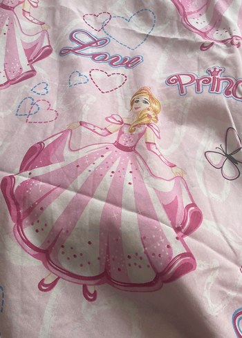 Pembe Prenses Desenli Nevresim fermuarlı değil - Görsel 3