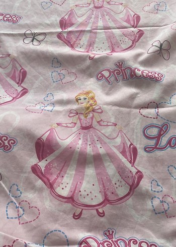 Pembe Prenses Desenli Nevresim fermuarlı değil - Görsel 2