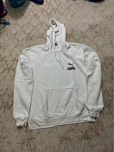 Puma İki adet sweatshirt puma ve karllagerfeld