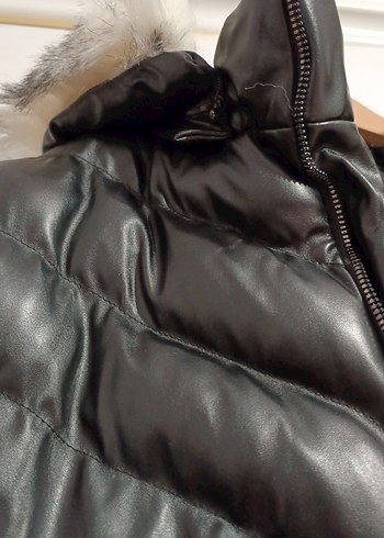 Kürk Detaylı Siyah Deri Kadın Kışlık Ceket - Görsel 4