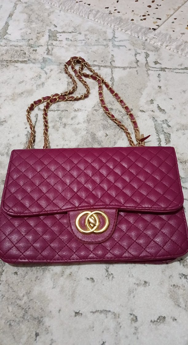 Bordo Zincir Detaylı Modern Klasik Deri Çanta - Görsel 2