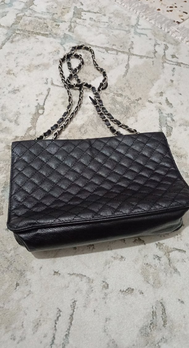 Kapitone Siyah Deri Kadın Çanta - Görsel 3