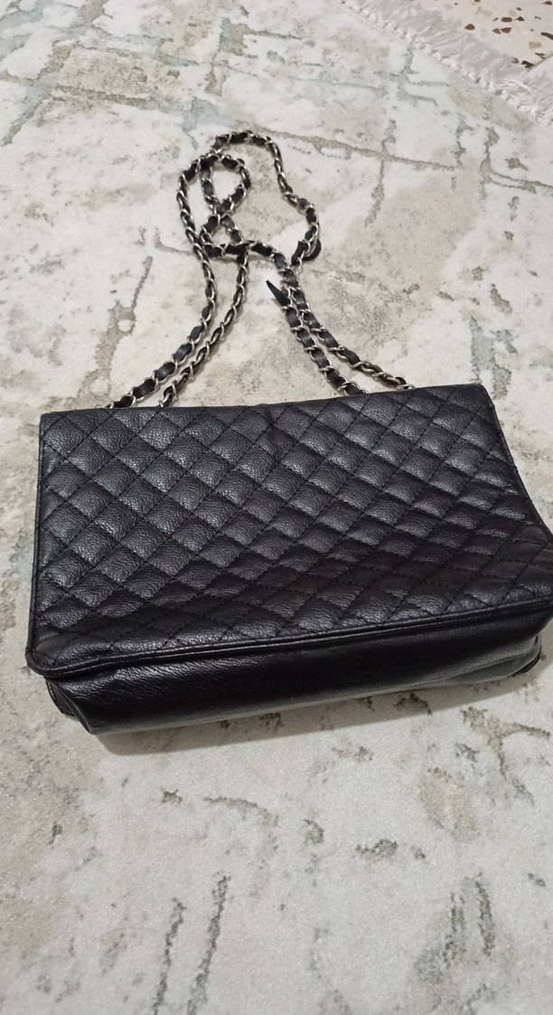 Kapitone Siyah Deri Kadın Çanta - Görsel 4