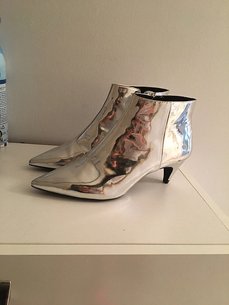 Zara bot