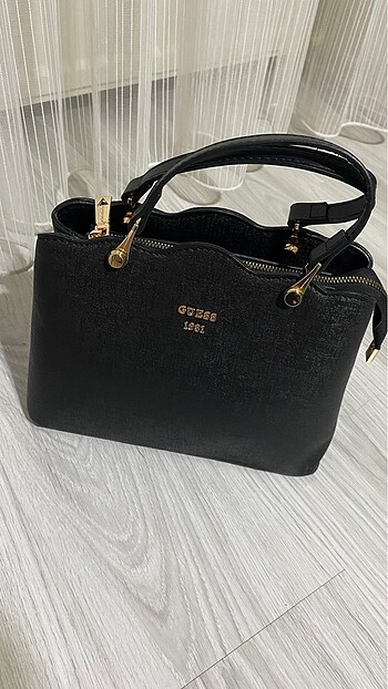 Guess siyah çanta