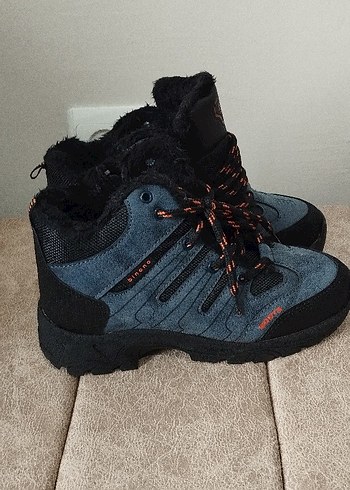 Koyu Mavi Erkek Çocuk Kaymaz Bot - Görsel 3