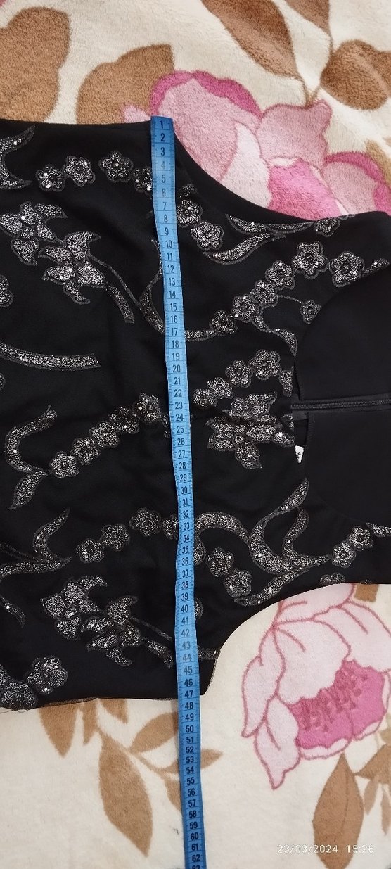 Siyah Payetli Kolsuz Mini Bluz - Görsel 5