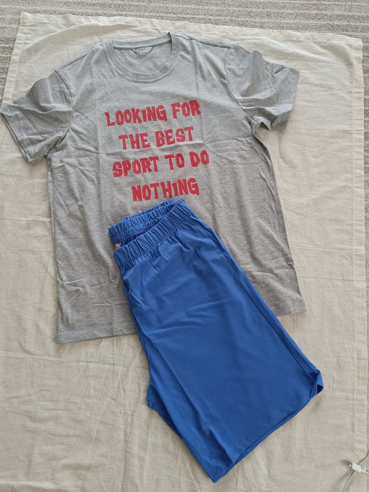 Gri Baskılı Tişört ve Mavi Şortlu Erkek Pijama Takımı - Görsel 2