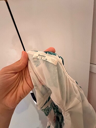 s Beden çeşitli Renk Bershka desenli elbise