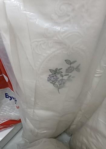 İşlemeli Beyaz Yatak Örtüsü - Görsel 11